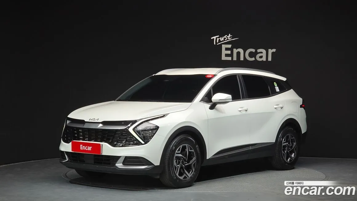 Kia Sportage — фото 1