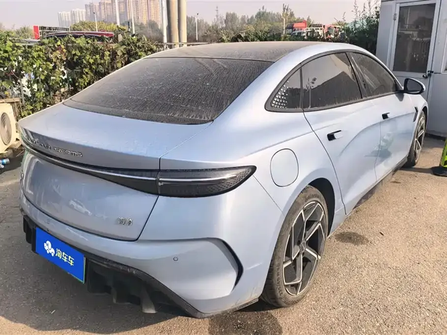 BYD Seal — фото 10