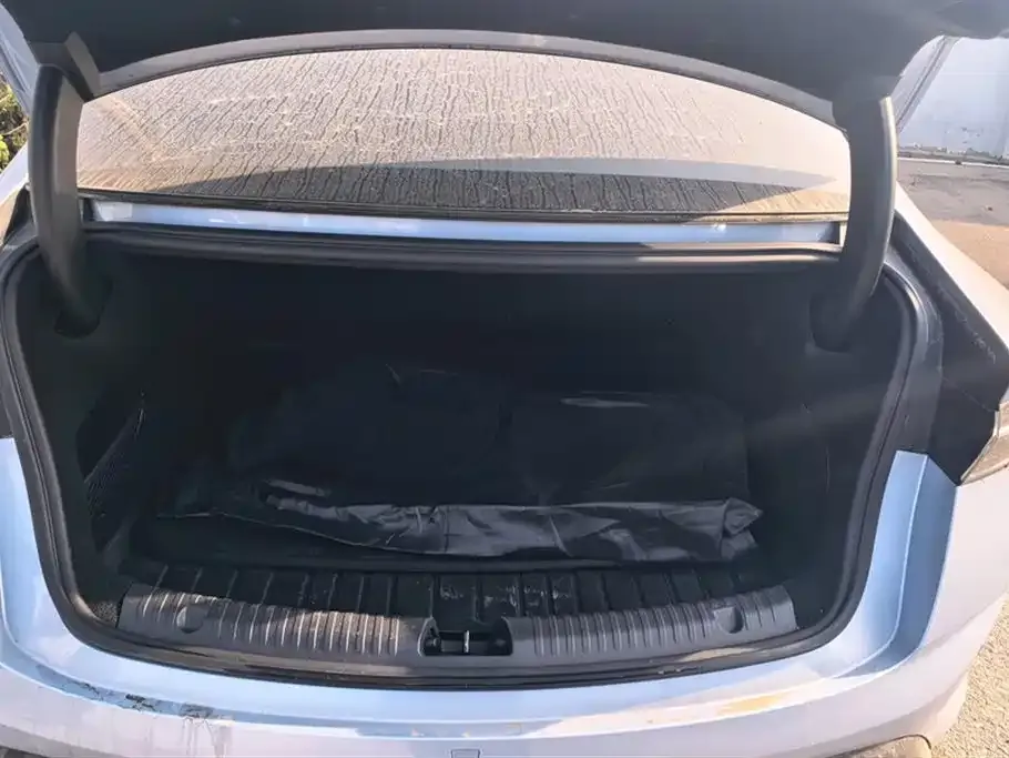 BYD Seal — фото 2