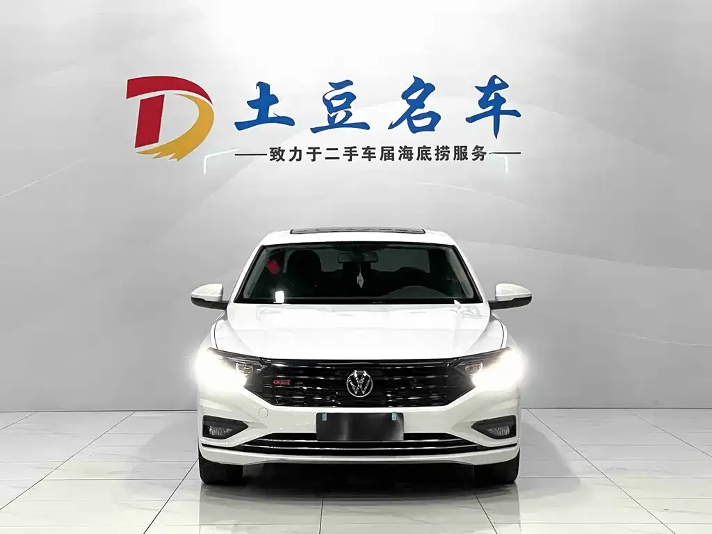 Volkswagen Sagitar 2022 из CN, фото 2