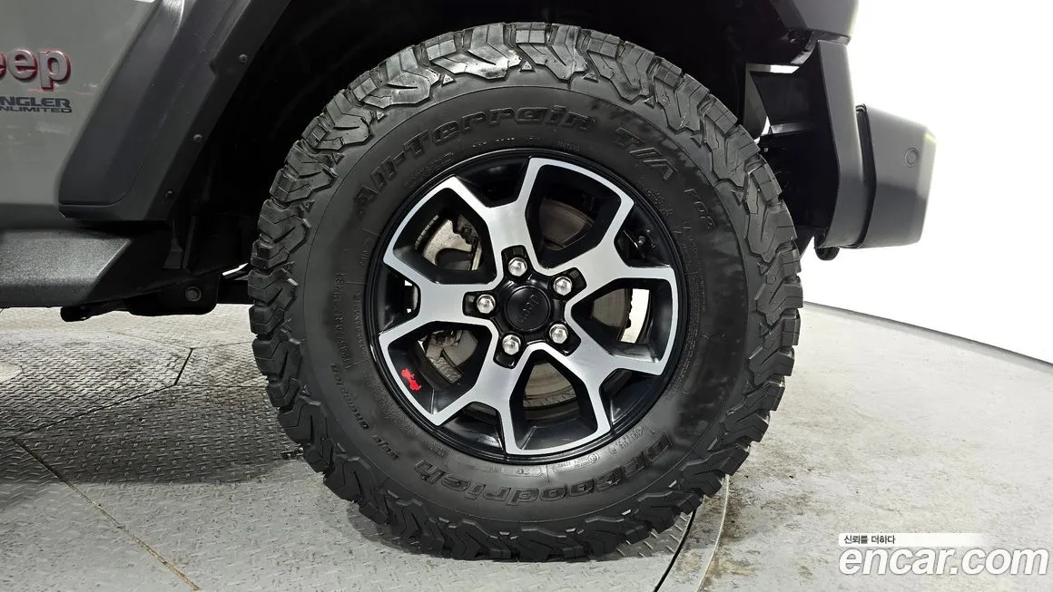 Jeep Wrangler 2021 из KR, фото 10