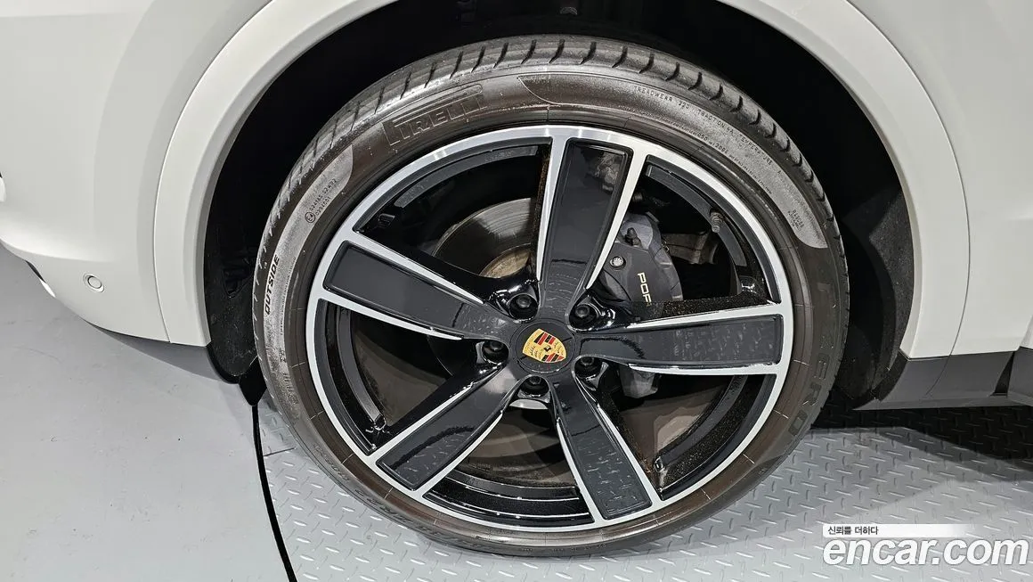 Porsche Cayenne 2022 из KR, фото 8