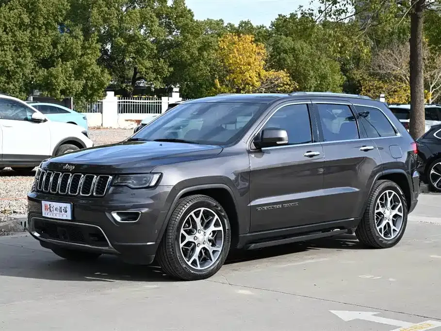 Jeep Grand Cherokee (Import) — фото 1