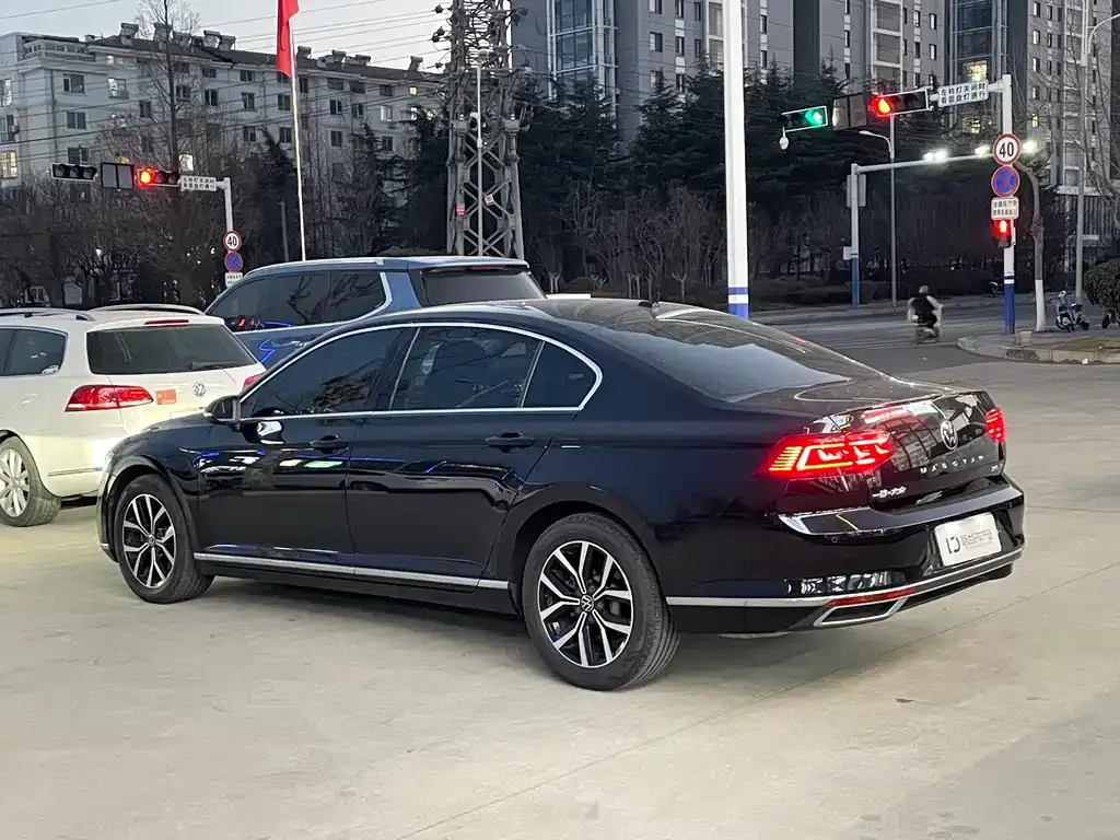 Volkswagen Magotan 2021 из CN, фото 8