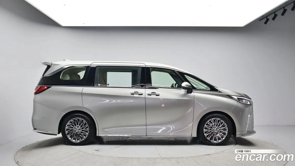 Lexus LM 2025 из KR, фото 4