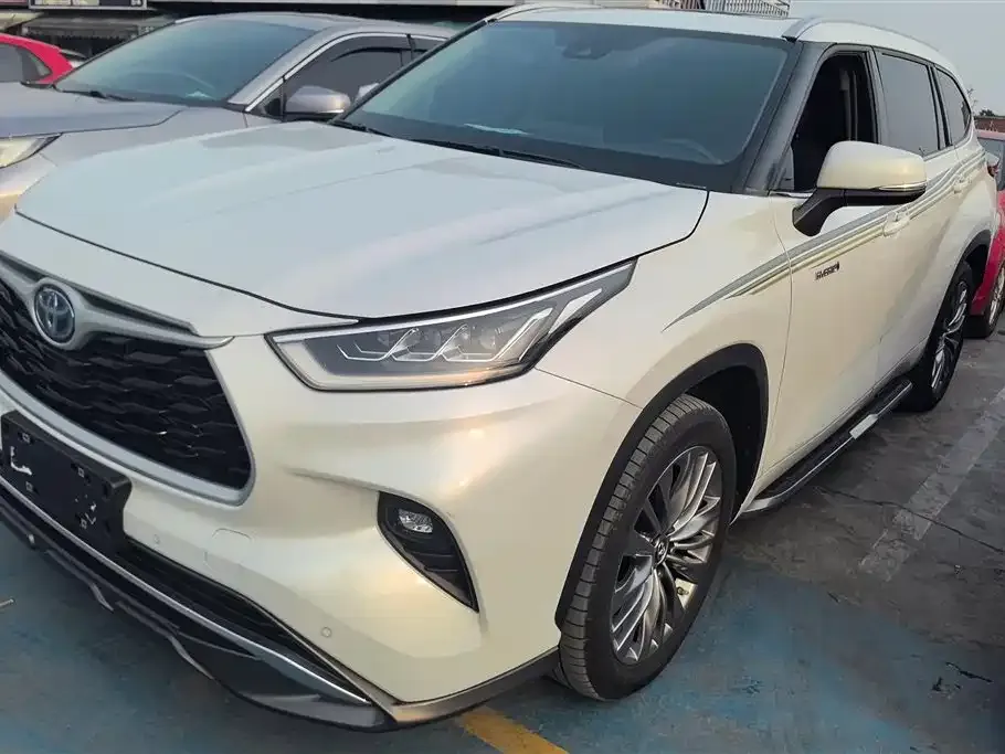 Toyota Highlander 2022 из CN, фото 1