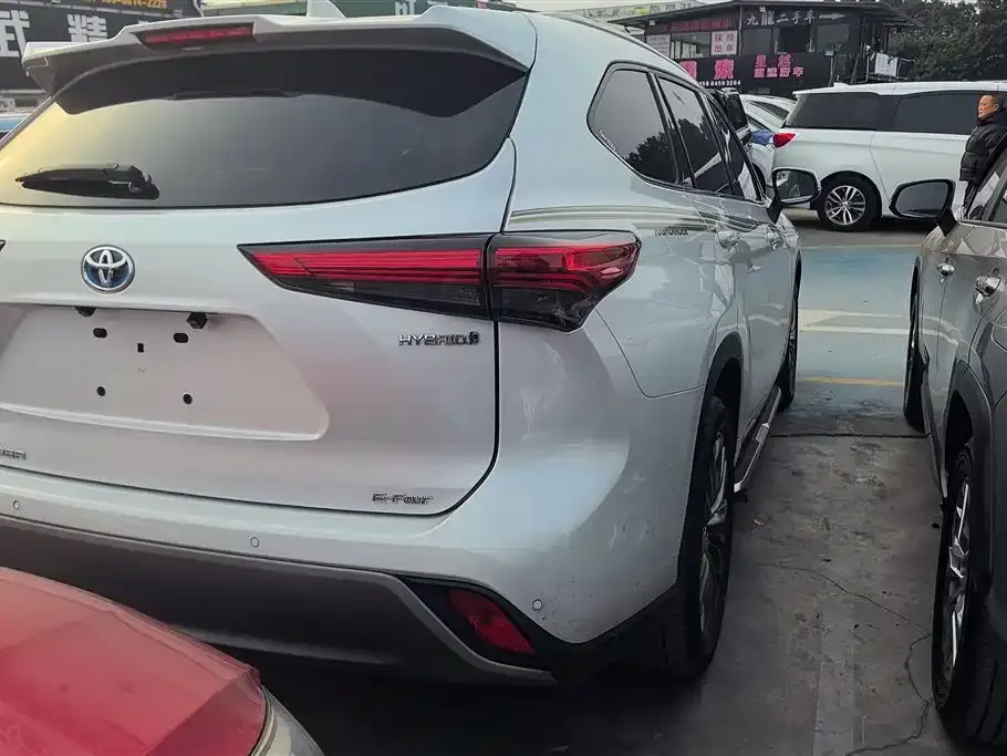 Toyota Highlander 2022 из CN, фото 7