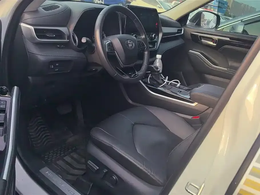 Toyota Highlander 2022 из CN, фото 8