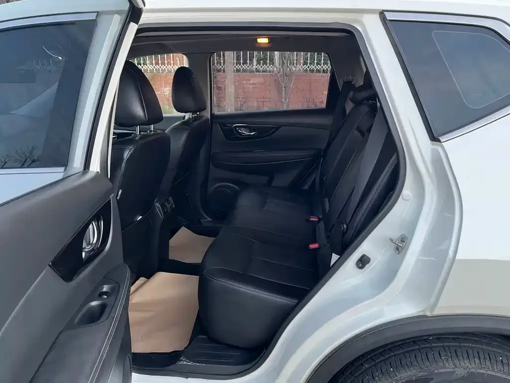 Nissan X-Trail — фото 2