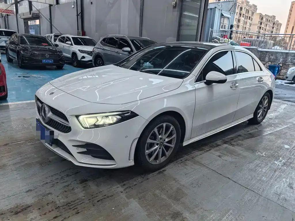 Mercedes-Benz A-Class — фото 1