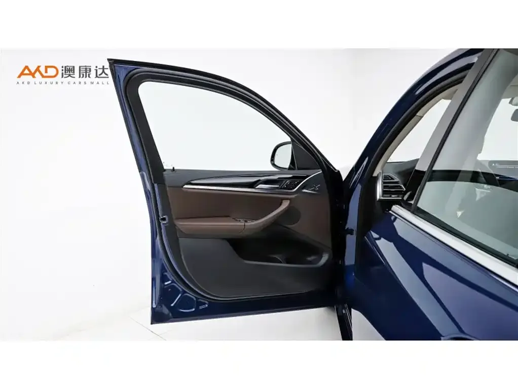 BMW iX3 2024 из CN, фото 9