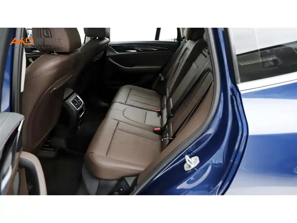 BMW iX3 2024 из CN, фото 7