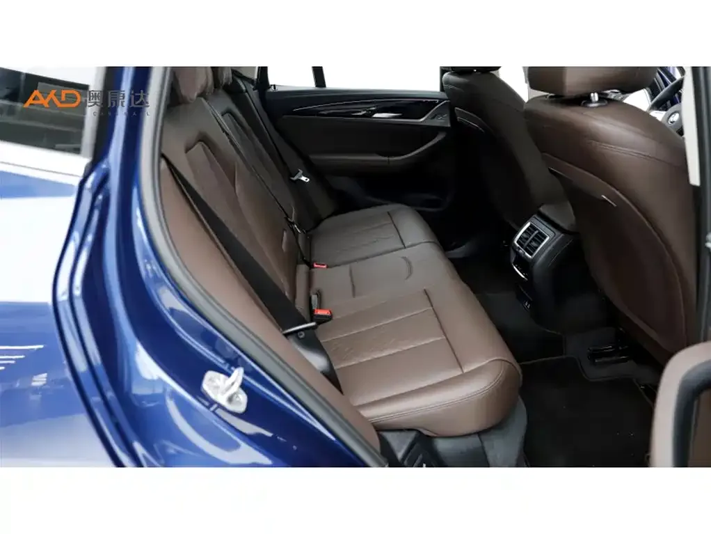 BMW iX3 2024 из CN, фото 8