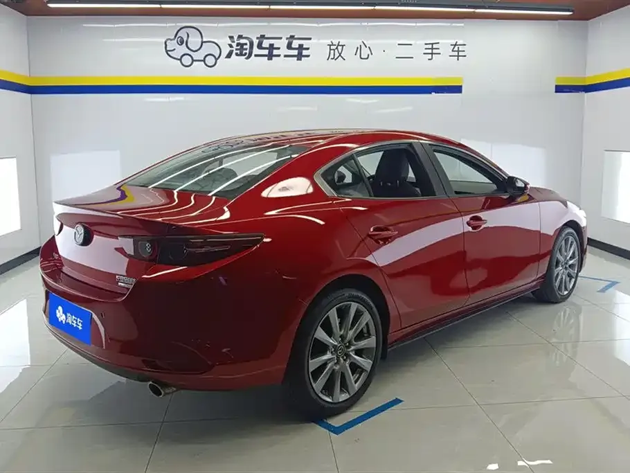 Mazda 3 Axela — фото 5