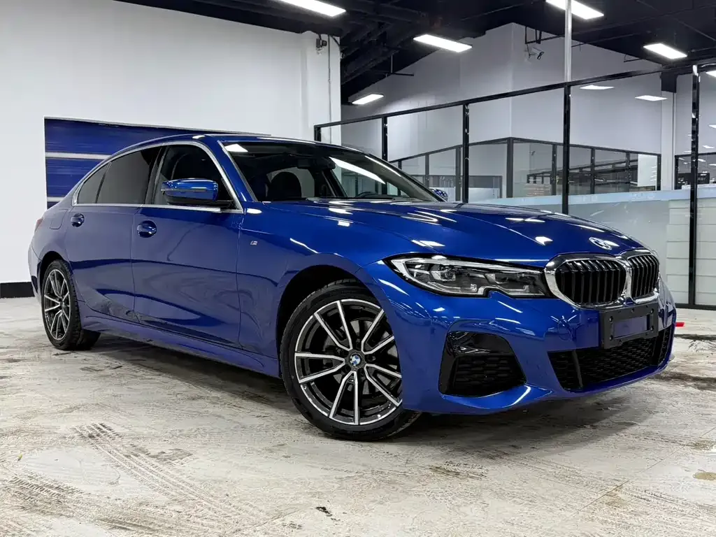 BMW 3 Series 2022 из CN, фото 3