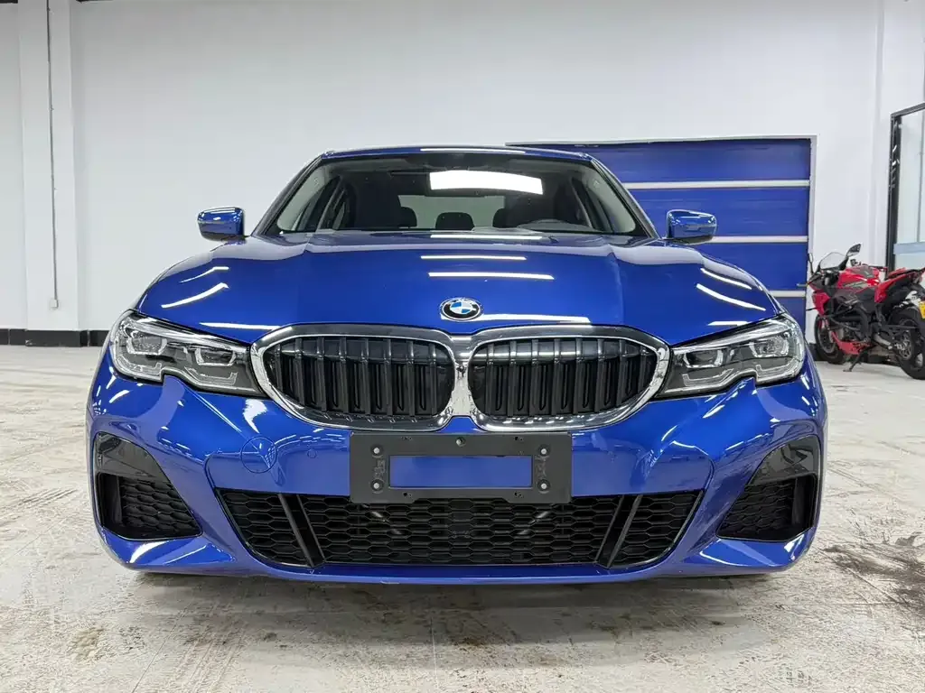 BMW 3 Series 2022 из CN, фото 9