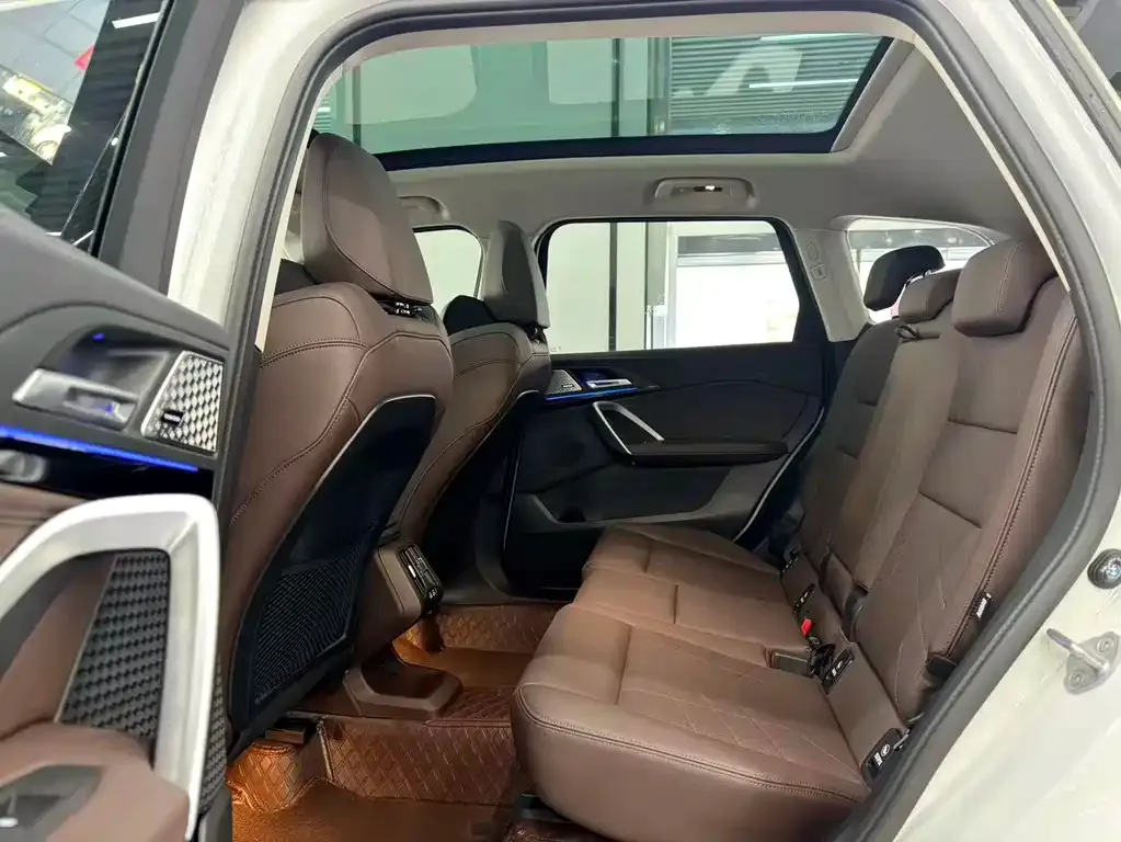 BMW X1 2024 из CN, фото 7