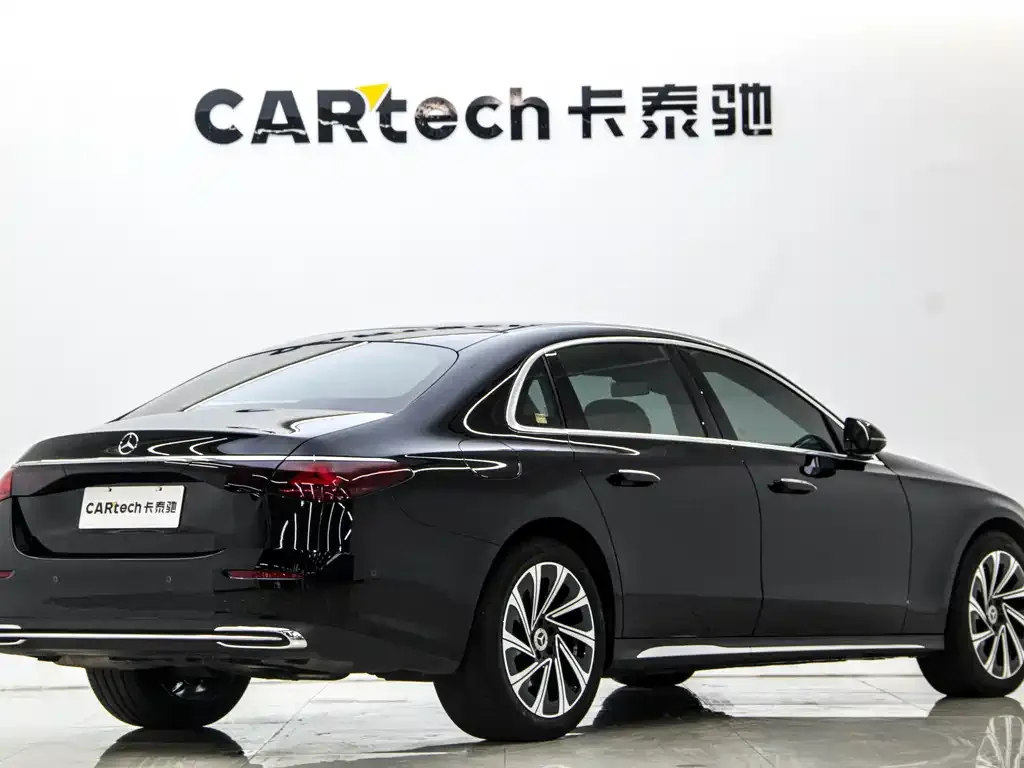 Mercedes-Benz E-Class 2024 из CN, фото 2