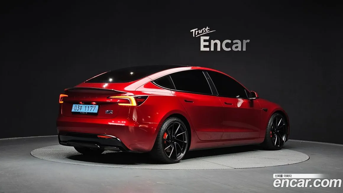 Tesla Model 3 2024 из KR, фото 4