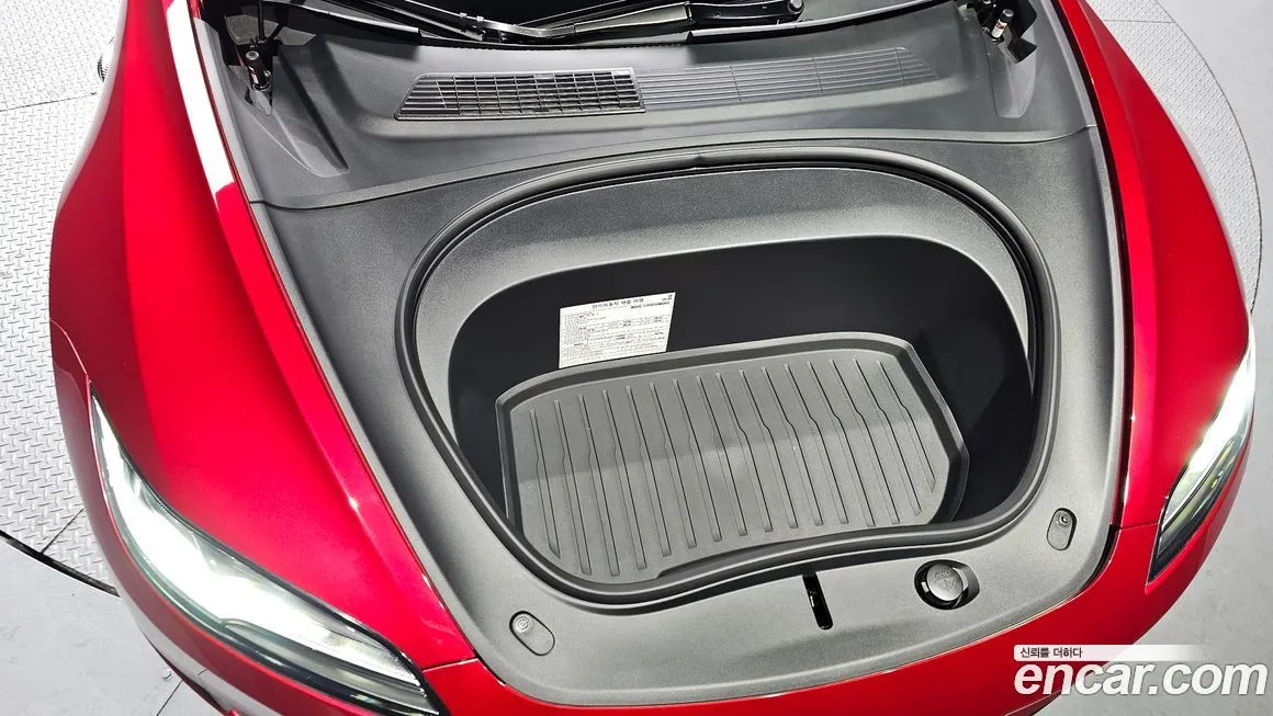 Tesla Model 3 2024 из KR, фото 7