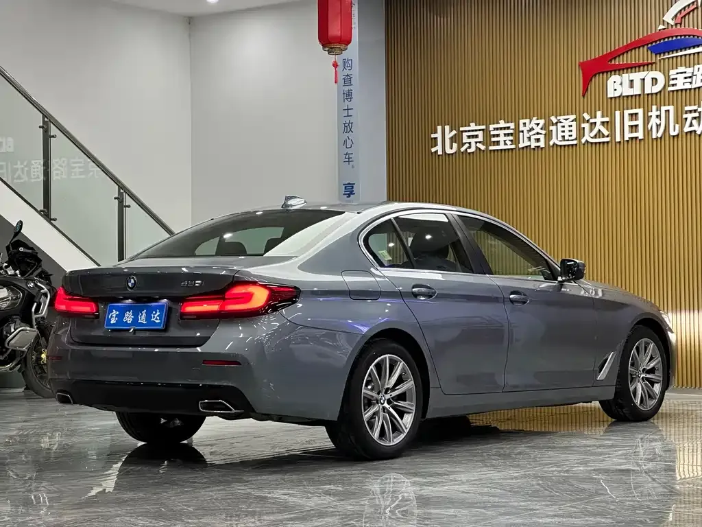 BMW 5 Series (Import) 2022 из CN, фото 3