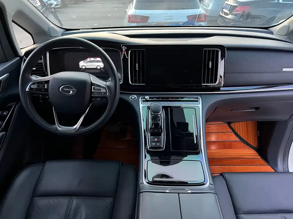 GAC Motor Trumpchi M8 — фото 4