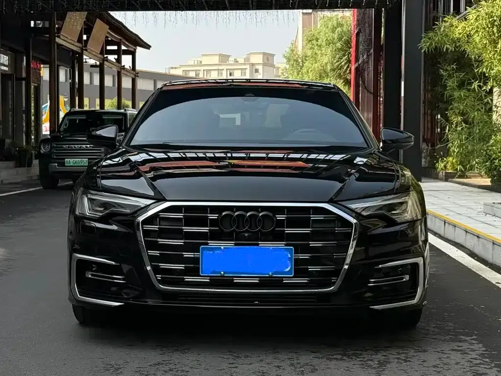 Audi A6L 2024 из CN, фото 2