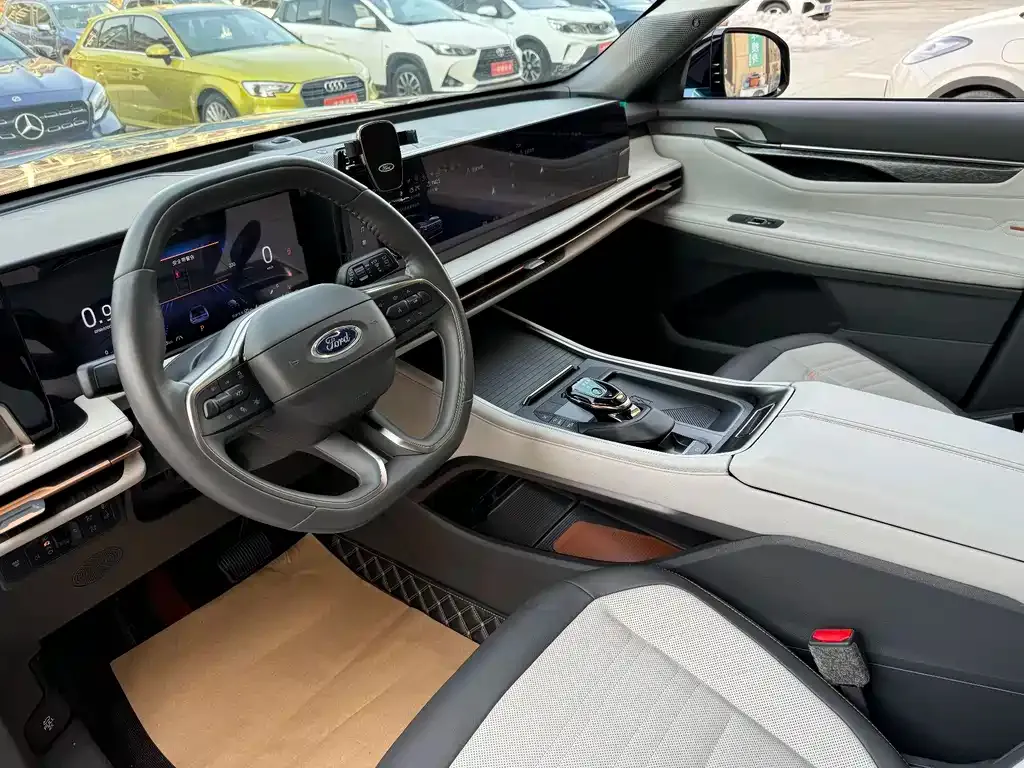 Ford Edge 2023 из CN, фото 5