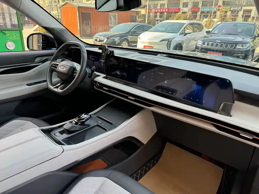 Ford Edge 2023 из CN, фото 3