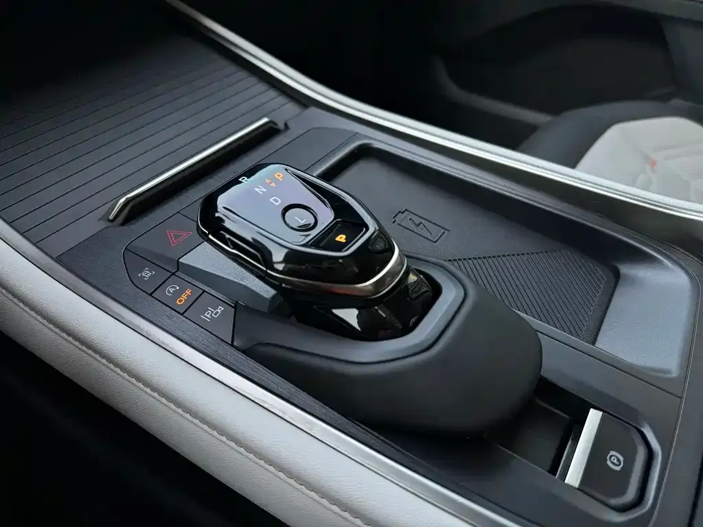 Ford Edge 2023 из CN, фото 4