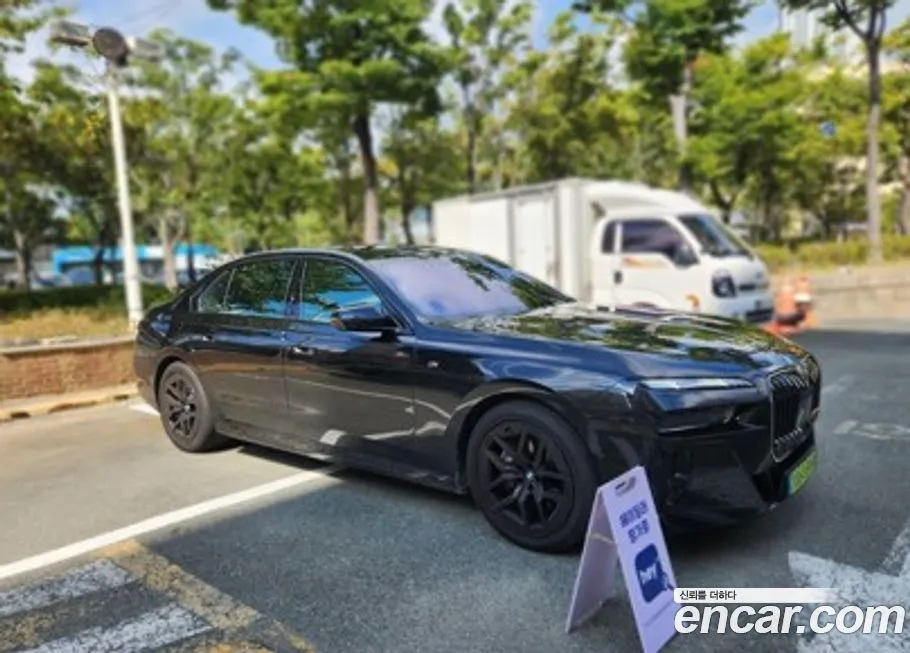 BMW 7-Series 2025 из KR, фото 9