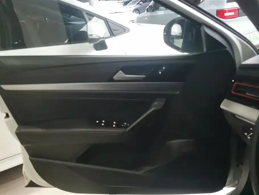 Volkswagen Lavida 2024 из CN, фото 4