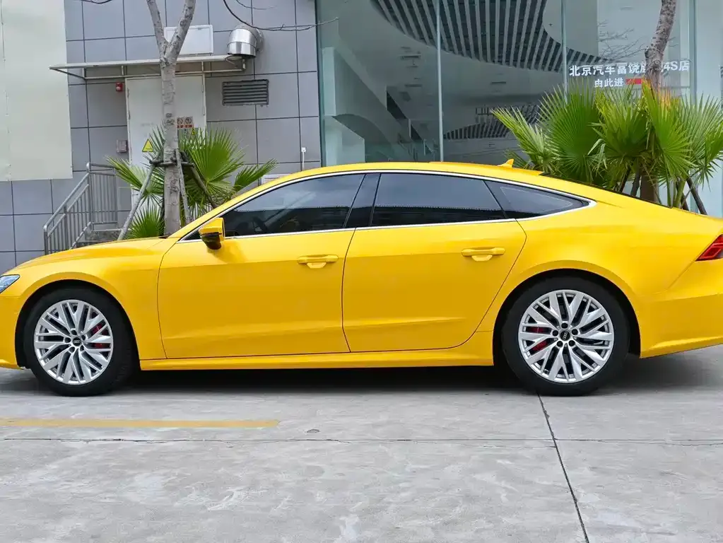 Audi A7 2021 из CN, фото 8