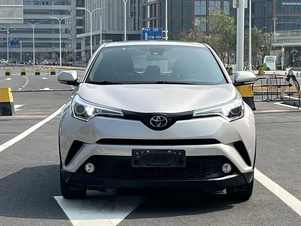 Toyota C-HR 2021 из CN, фото 5