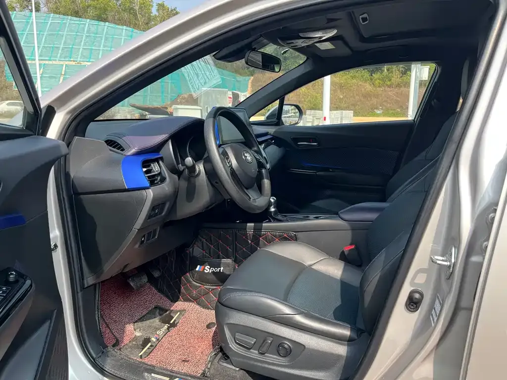 Toyota C-HR 2021 из CN, фото 2