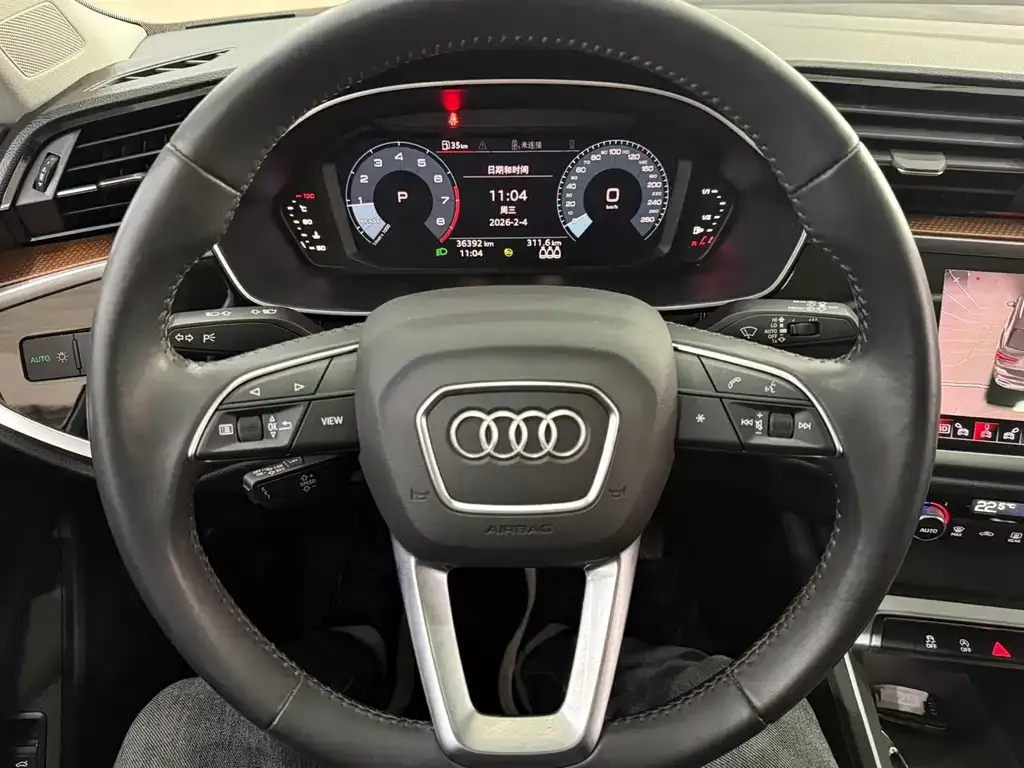 Audi Q3 2021 из CN, фото 4