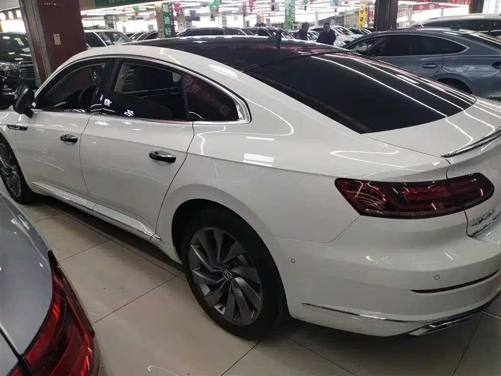 Volkswagen CC — фото 9