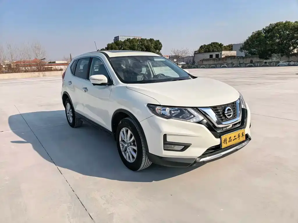 Nissan X-Trail — фото 6