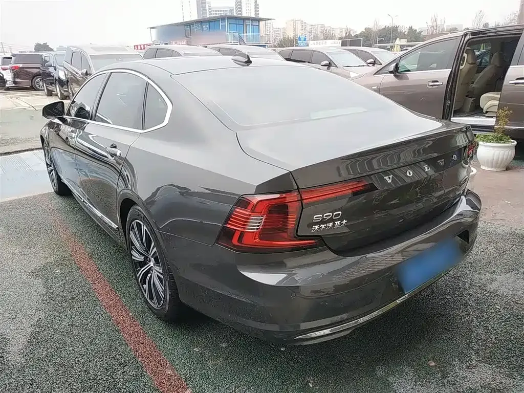 Volvo S90 2021 из CN, фото 7