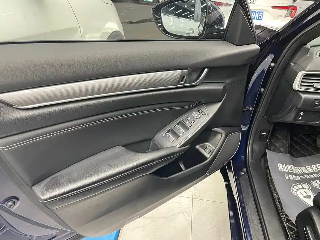 Honda Inspire — фото 2