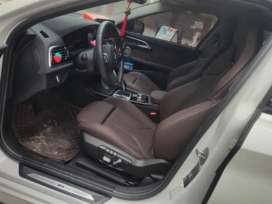 BMW 1 Series 2023 из CN, фото 5