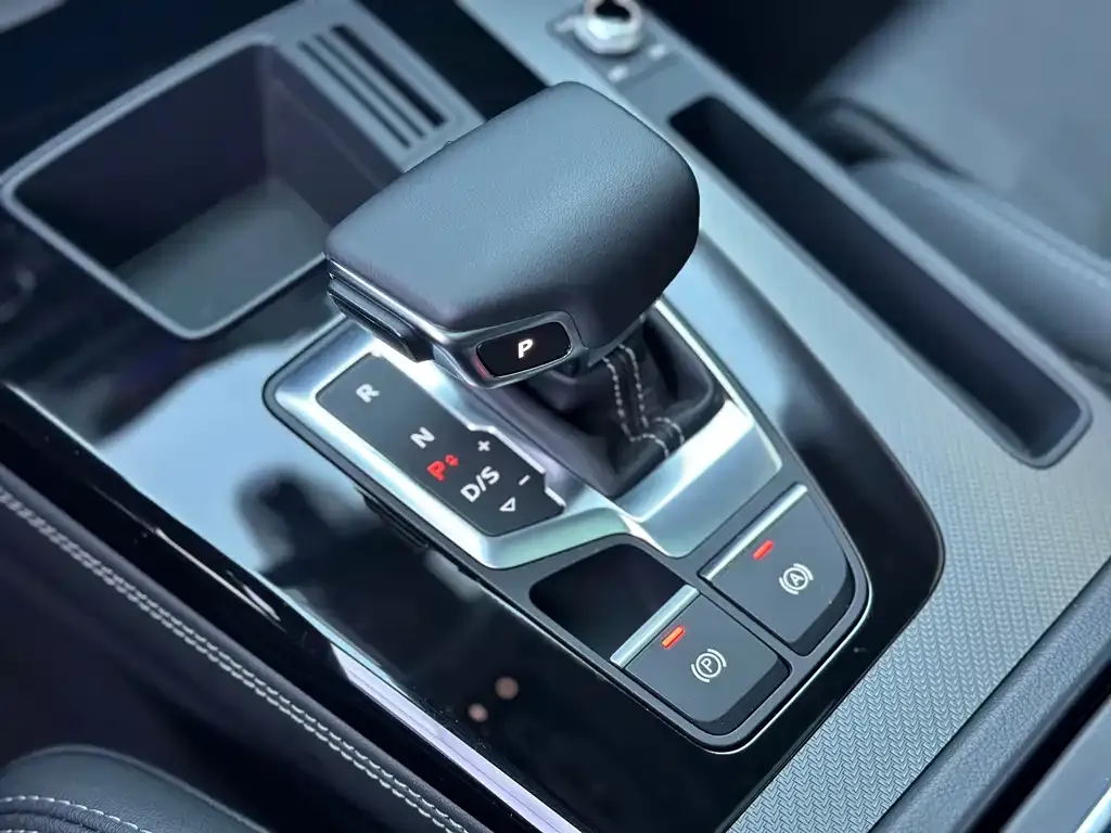 Audi Q5L 2023 из CN, фото 6