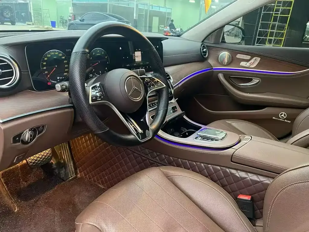 Mercedes-Benz E-Class 2023 из CN, фото 8