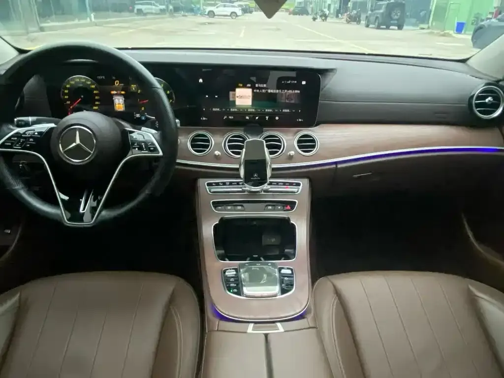 Mercedes-Benz E-Class 2023 из CN, фото 2