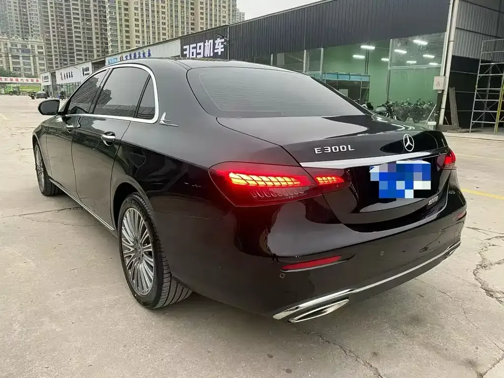 Mercedes-Benz E-Class 2023 из CN, фото 9