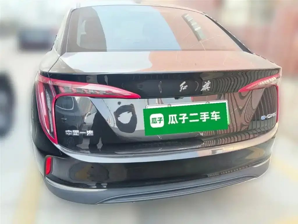 Hongqi E-QM5 2024 из CN, фото 5