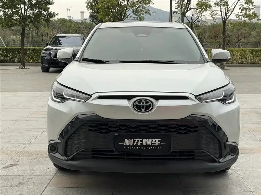 Toyota Frontlander 2023 из CN, фото 5