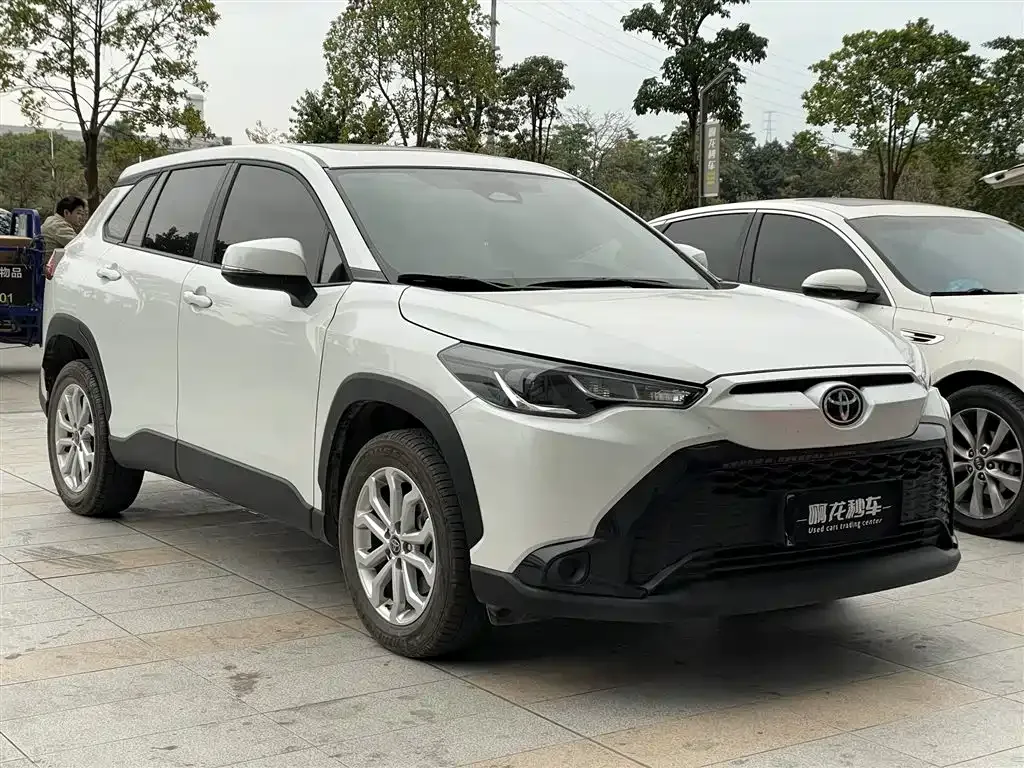 Toyota Frontlander 2023 из CN, фото 9