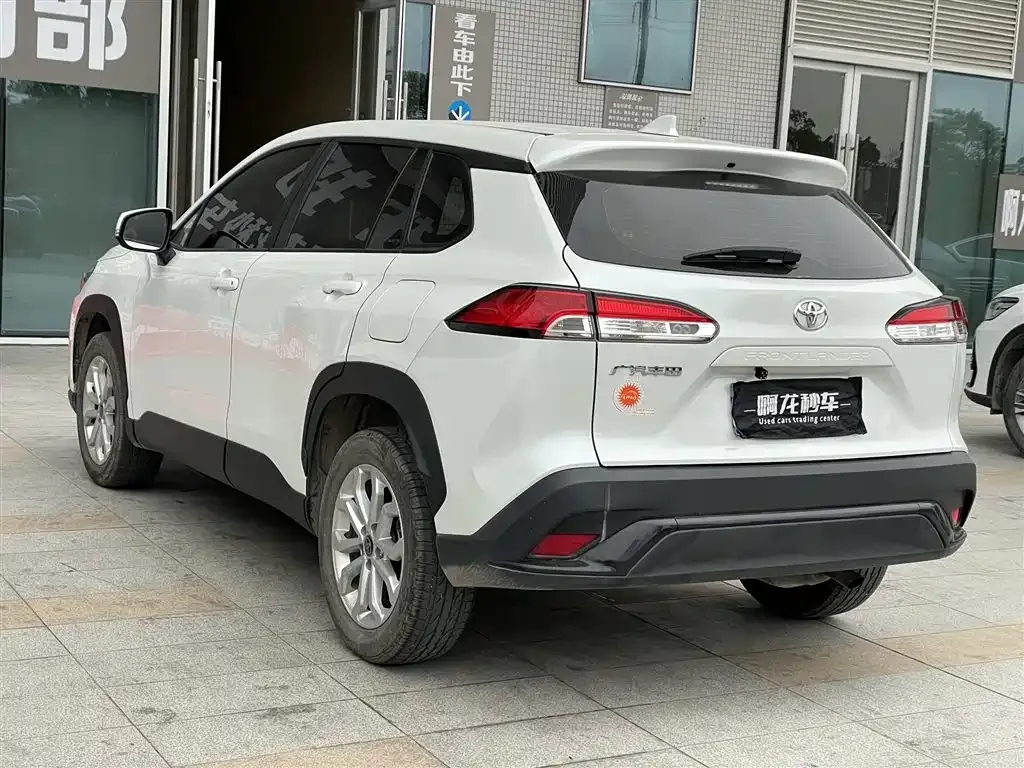 Toyota Frontlander 2023 из CN, фото 4