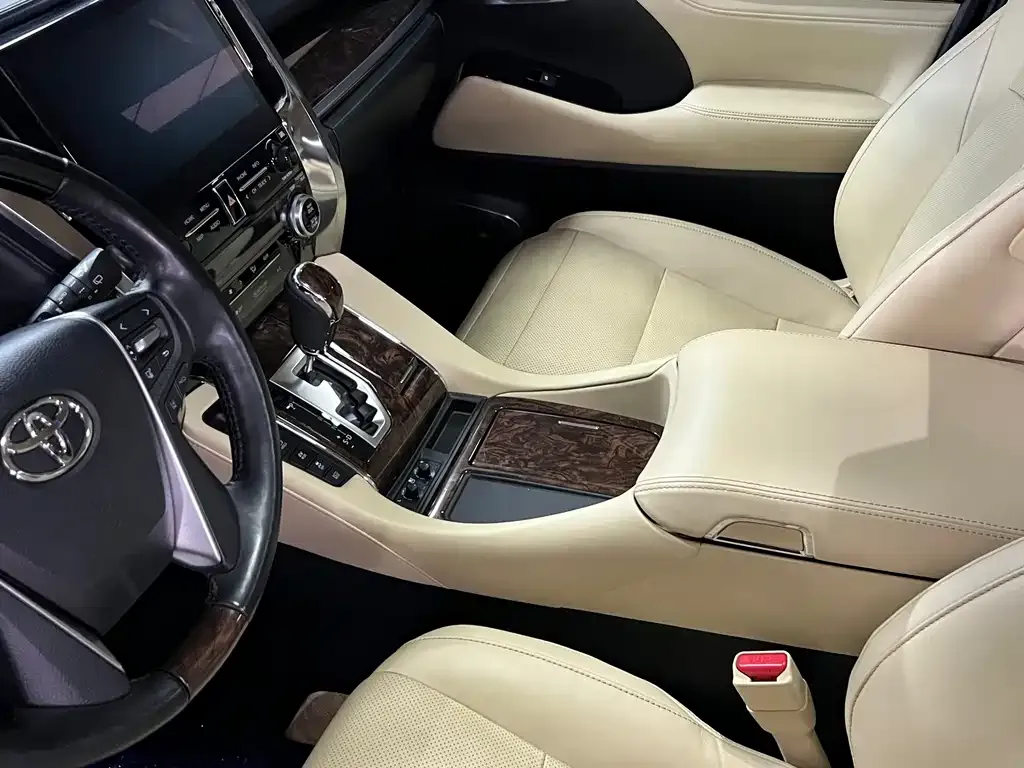 Toyota Alphard 2021 из CN, фото 4